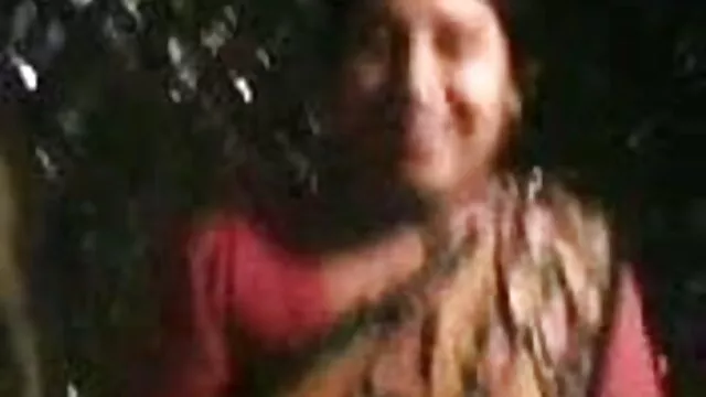 परिपक्व Busty बीएफ बीएफ सेक्सी मूवी MILF कमबख्त और चेहरे से पहले शादी festivit