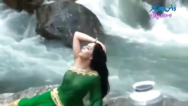 सेक्सी सेक्सी बीएफ हिंदी मूवी खिलौने एशियाई शैतान