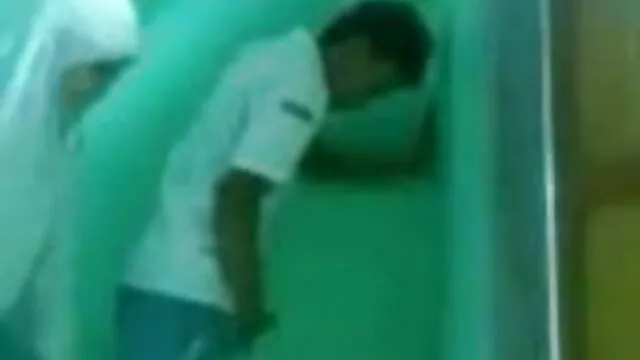मोटी मुर्गा छोटे सेक्सी बीएफ अंग्रेजी मूवी छेद में