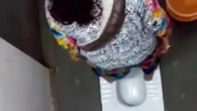असली अंग्रेजी बीएफ मूवी कट्टर त्रिगुट