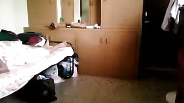 फिट चिकनी एशियाई बंद मरोड़ते सेक्सी मूवी बीएफ सेक्सी मूवी