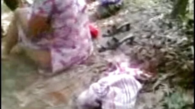 तड़पा एक प्यारा लाल पांडा सेक्सी मूवी बीएफ सेक्सी मूवी बंधे