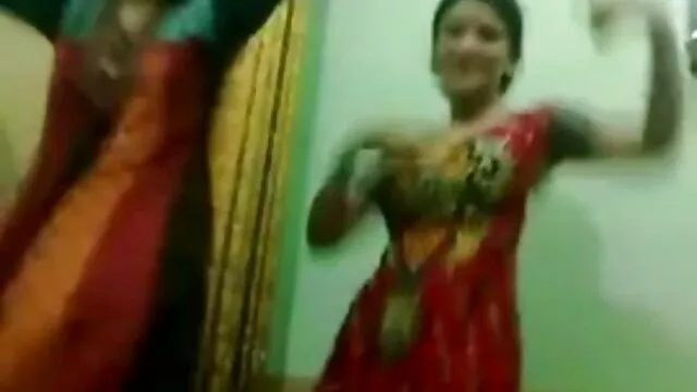 दो, मलाई सेक्सी बीएफ सेक्सी मूवी और मालिश करने के लिए एक दो बड़े वसा मुर्गा