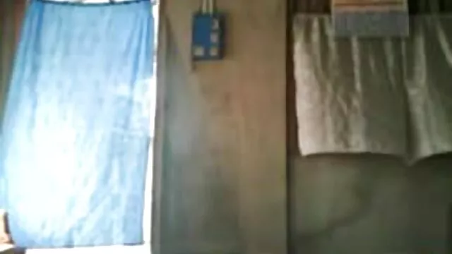 सेक्सी श्यामला सुंदर बिल्ली बीएफ सेक्सी मूवी वीडियो में खेलने