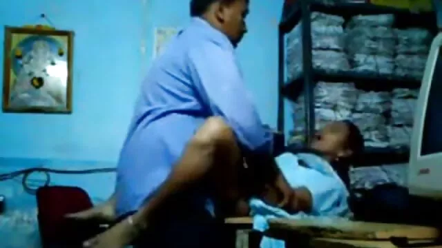 वह उसके बीएफ मूवी सेक्सी चेहरे में लोड हो जाता है