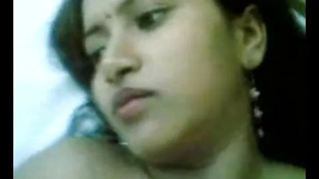 गर्म लड़की पाने Livecamated एक बहुत सेक्सी बीएफ एचडी मूवी
